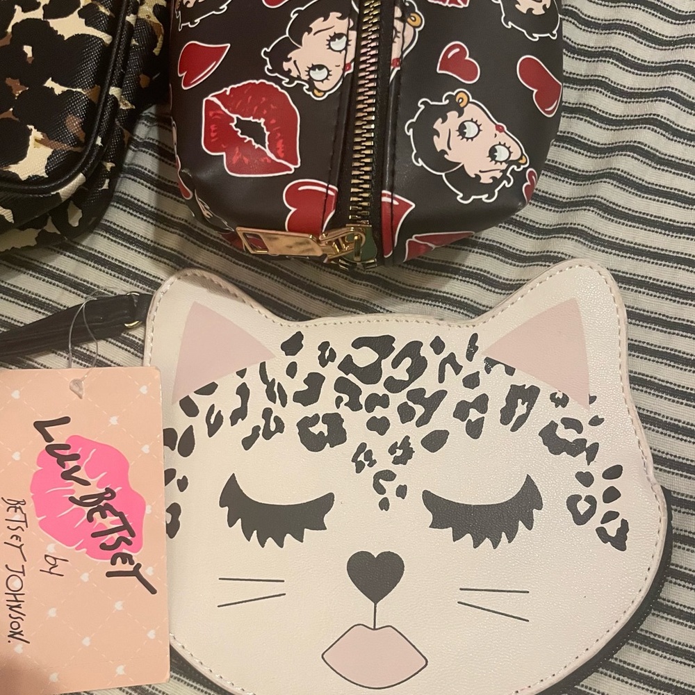 Bundle of small purses/wristlets - Picture 2 of 11